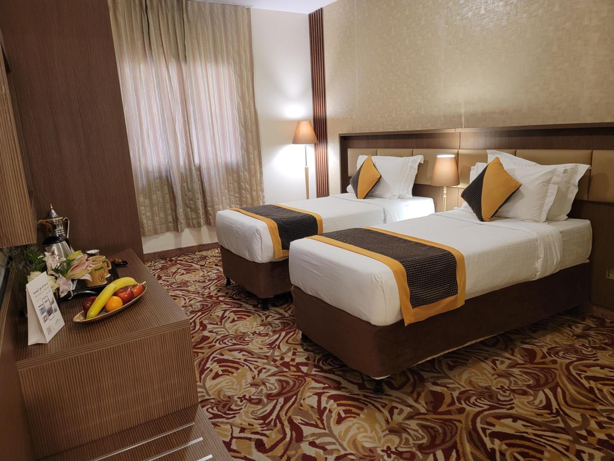 Qasr Al Ansar Golden Tulip Hotel Medina Exterior photo