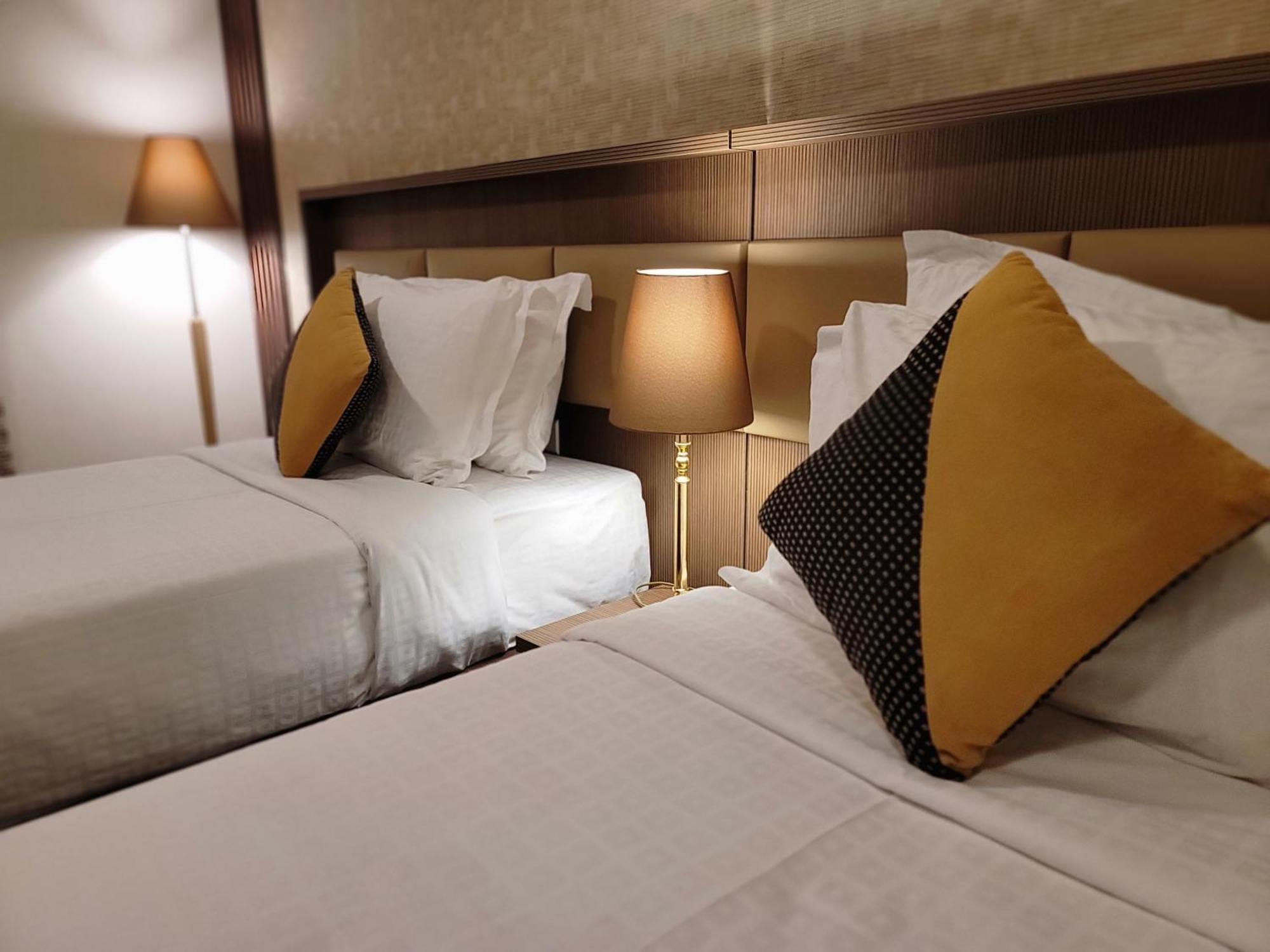 Qasr Al Ansar Golden Tulip Hotel Medina Exterior photo