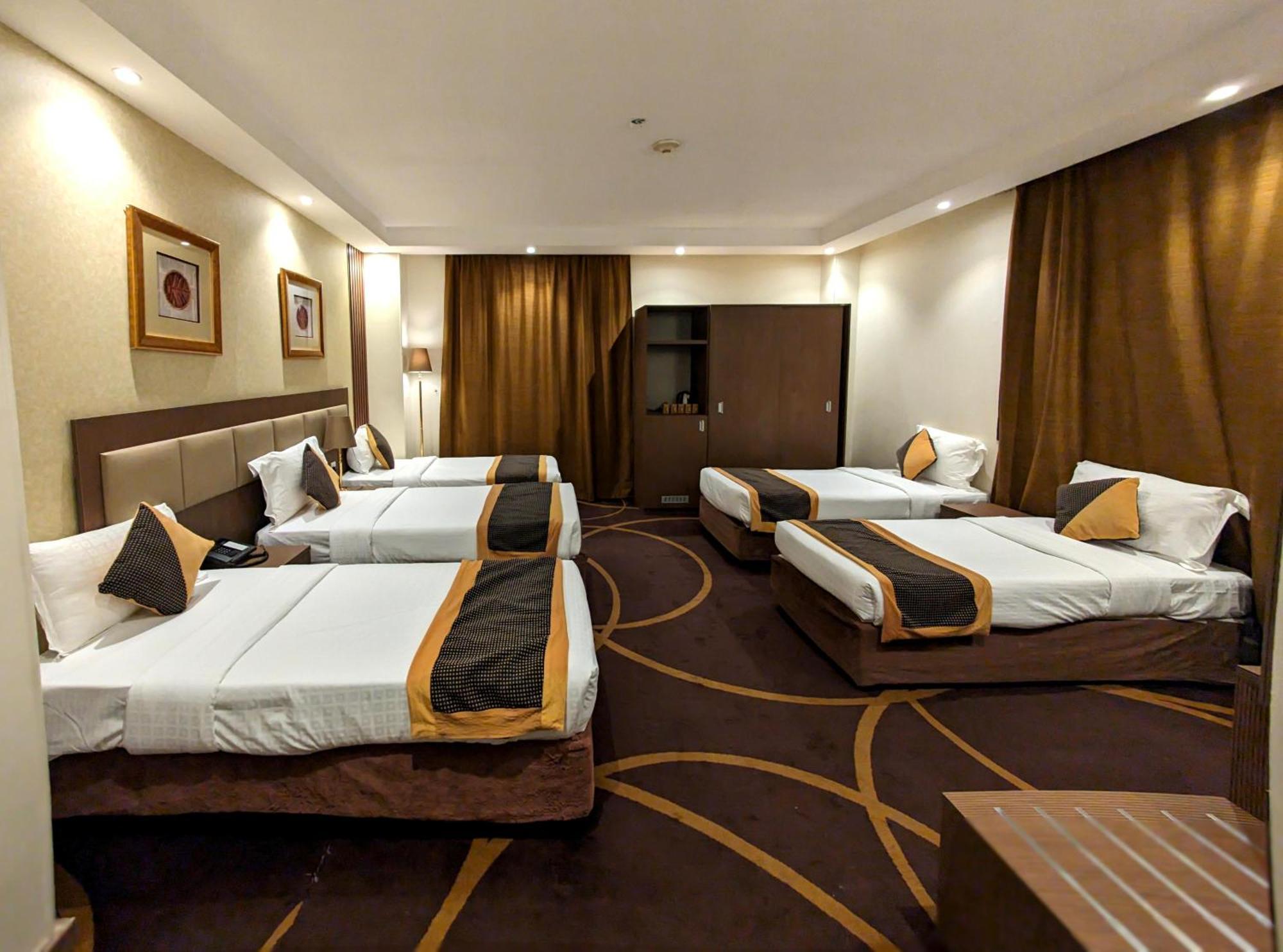 Qasr Al Ansar Golden Tulip Hotel Medina Exterior photo